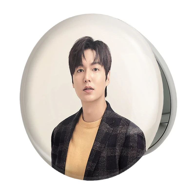 آینه جیبی خندالو طرح لی مین هو Leemin ho مدل تاشو کد 12368 