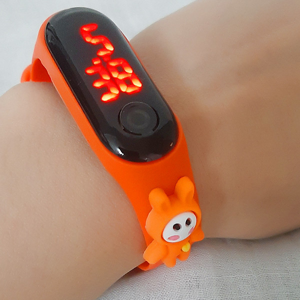 ساعت مچی دیجیتال مدل F23