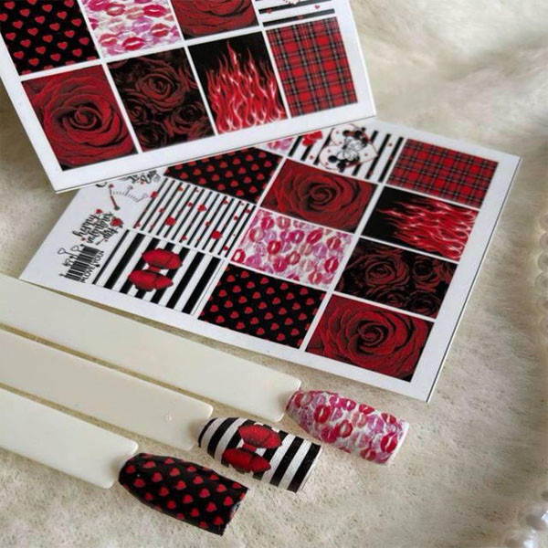 استیکر طراحی ناخن مدل چهارخونه و راه راه کد C214