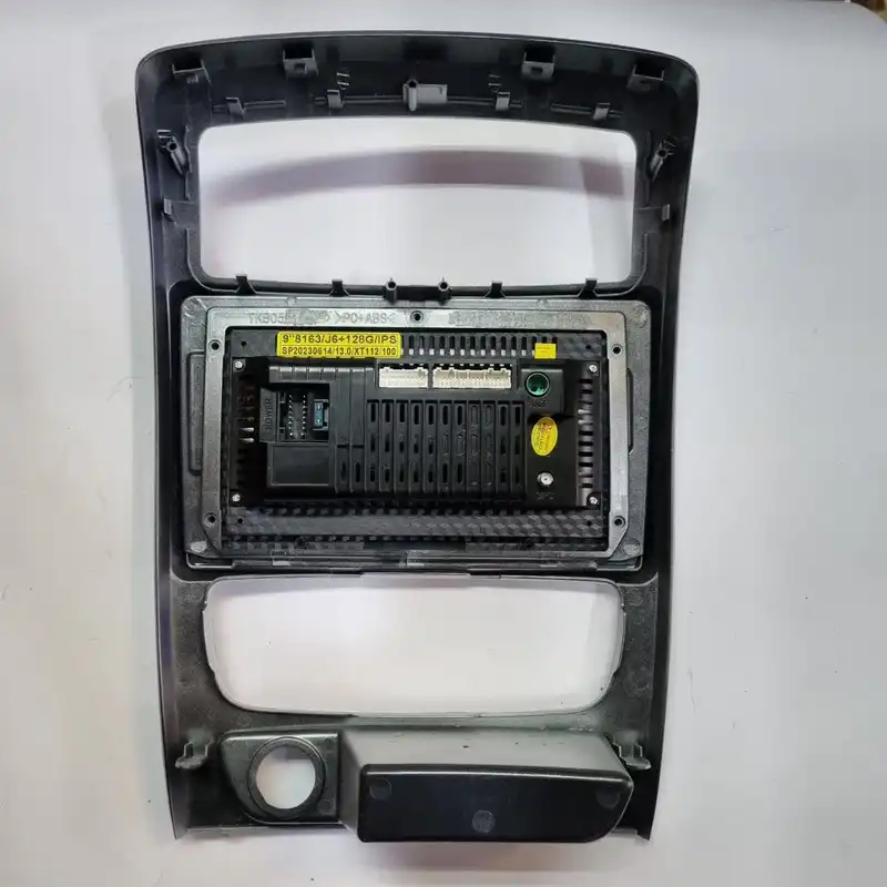 مانیتور خودرو راک مدل اندروید مناسب برای برلیانس h330