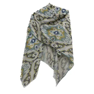 روسری زنانه مدل نخی چهارفصل قواره بزرگ کد 1755