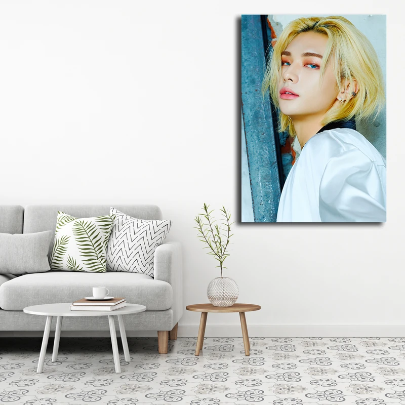 پوستر مدل Hyunjin کد 32