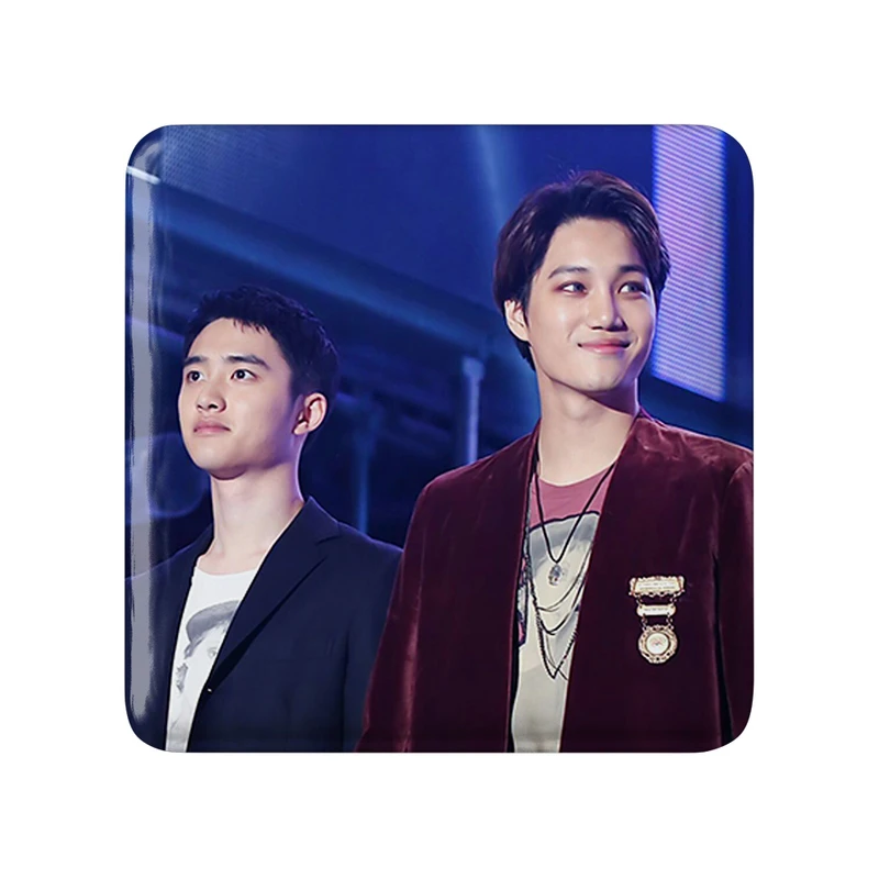 مگنت خندالو مدل گروه اکسو EXO کد 13581