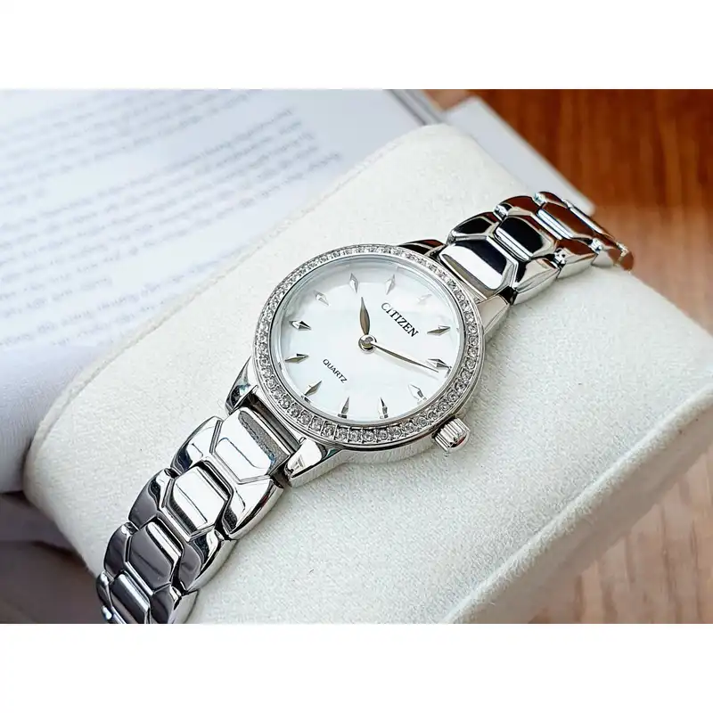 ساعت مچی عقربه ای زنانه سیتی زن مدل EZ7010-56D