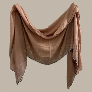 شال زنانه مدل نخی اسلپ نگین کوب مجلسی کد ۰۰۵