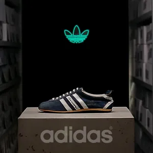 چراغ دیواری نئون دیزاین طرح Adidas-Logo_TBL