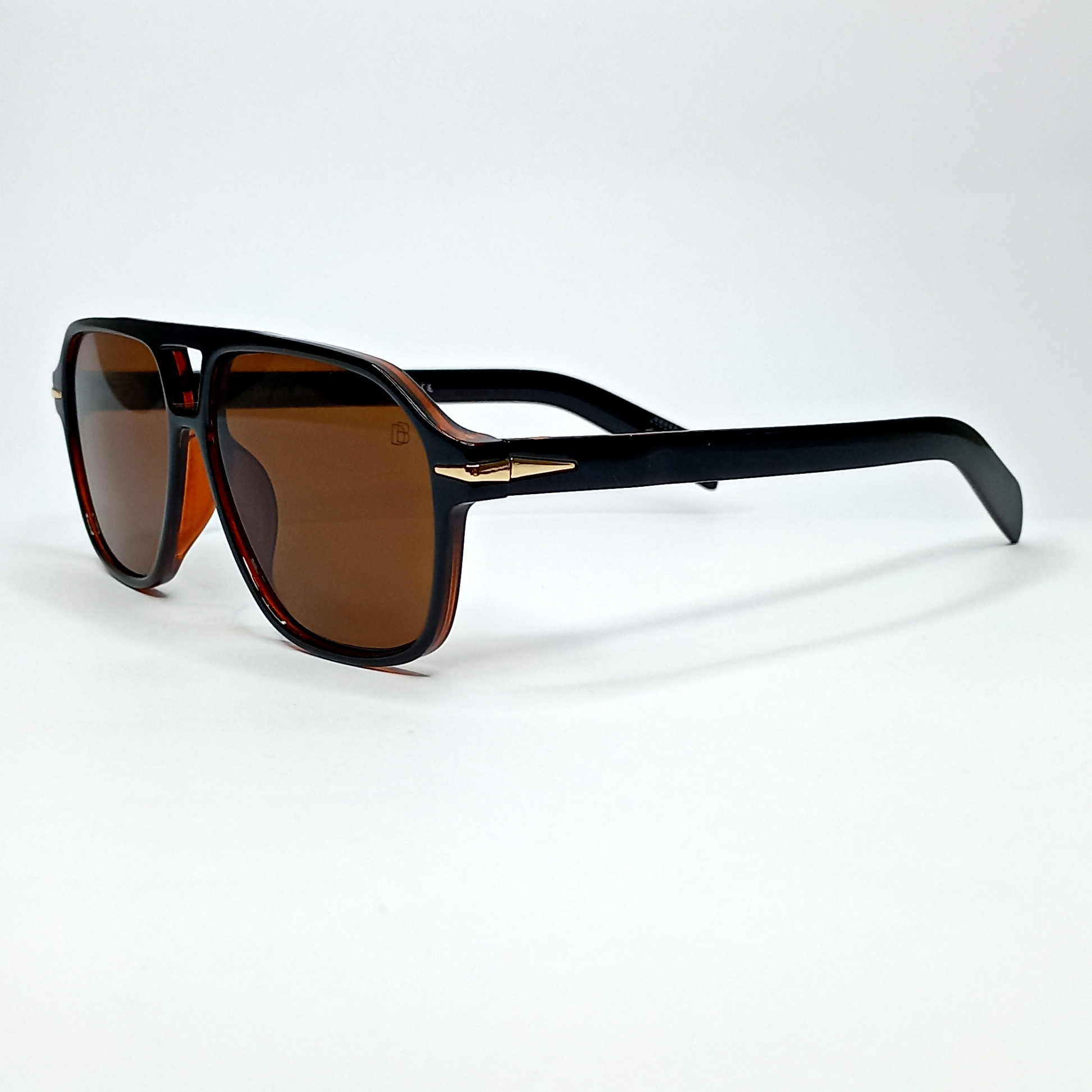 عینک آفتابی مردانه دیوید بکهام مدل Bn09