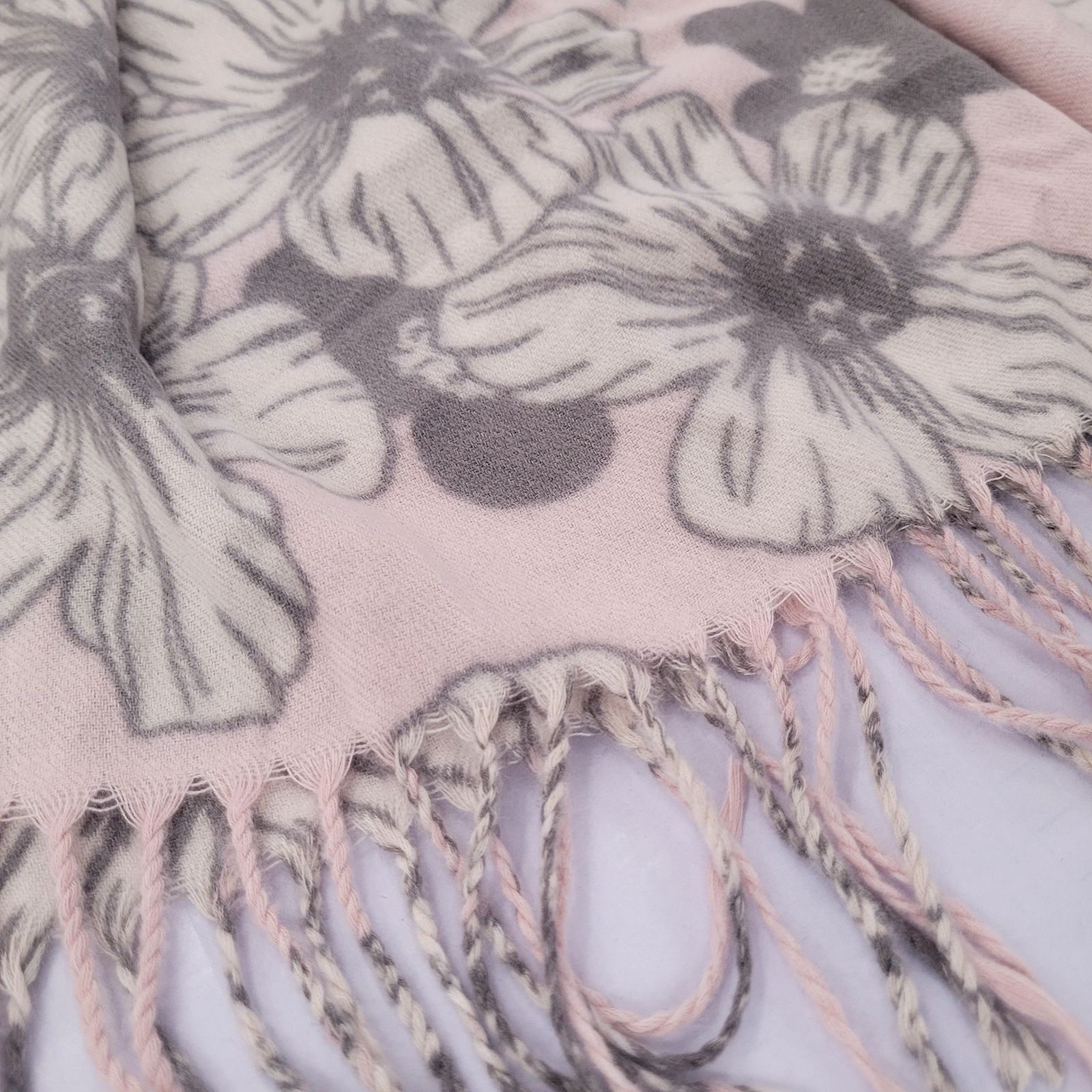 شال گردن زنانه آی ام مدل 112 -  - 2