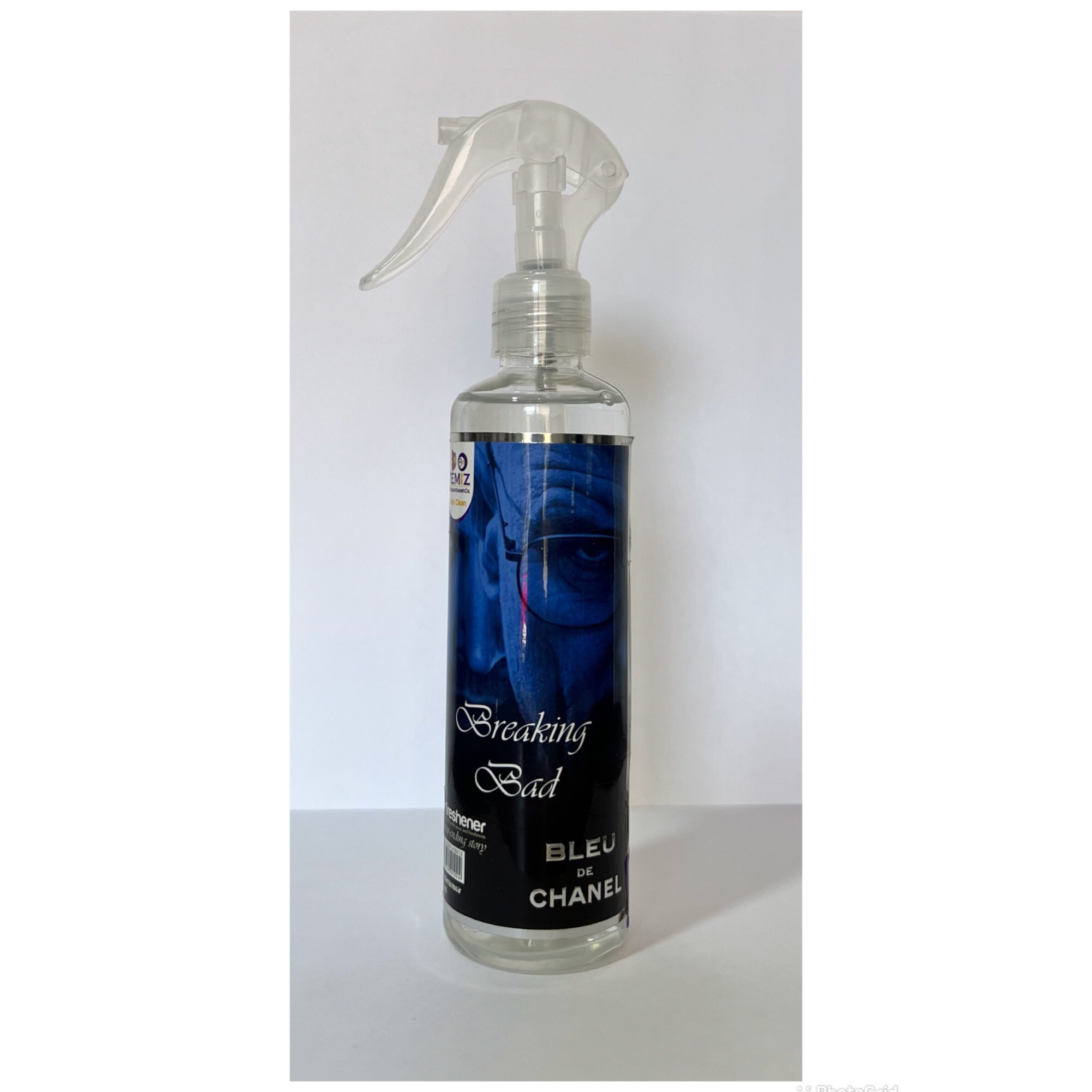 اسپری خوشبو کننده هوا تمیز 8.5 کد 17 مدل برکینگ بد حجم 250 میلی لیتر