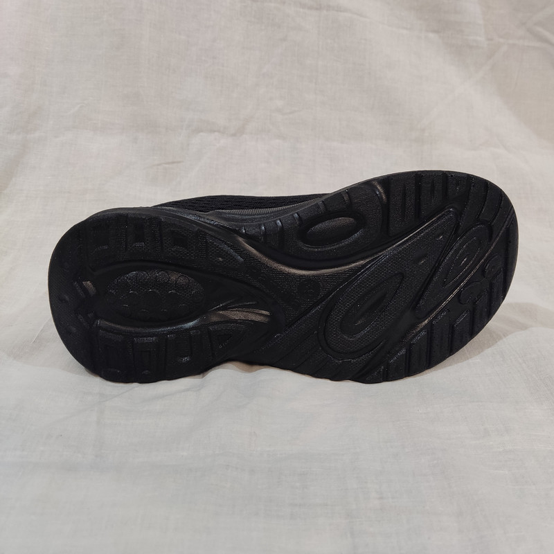 کفش راحتی زنانه مدل رامیلا 2024 رنگ مشکی