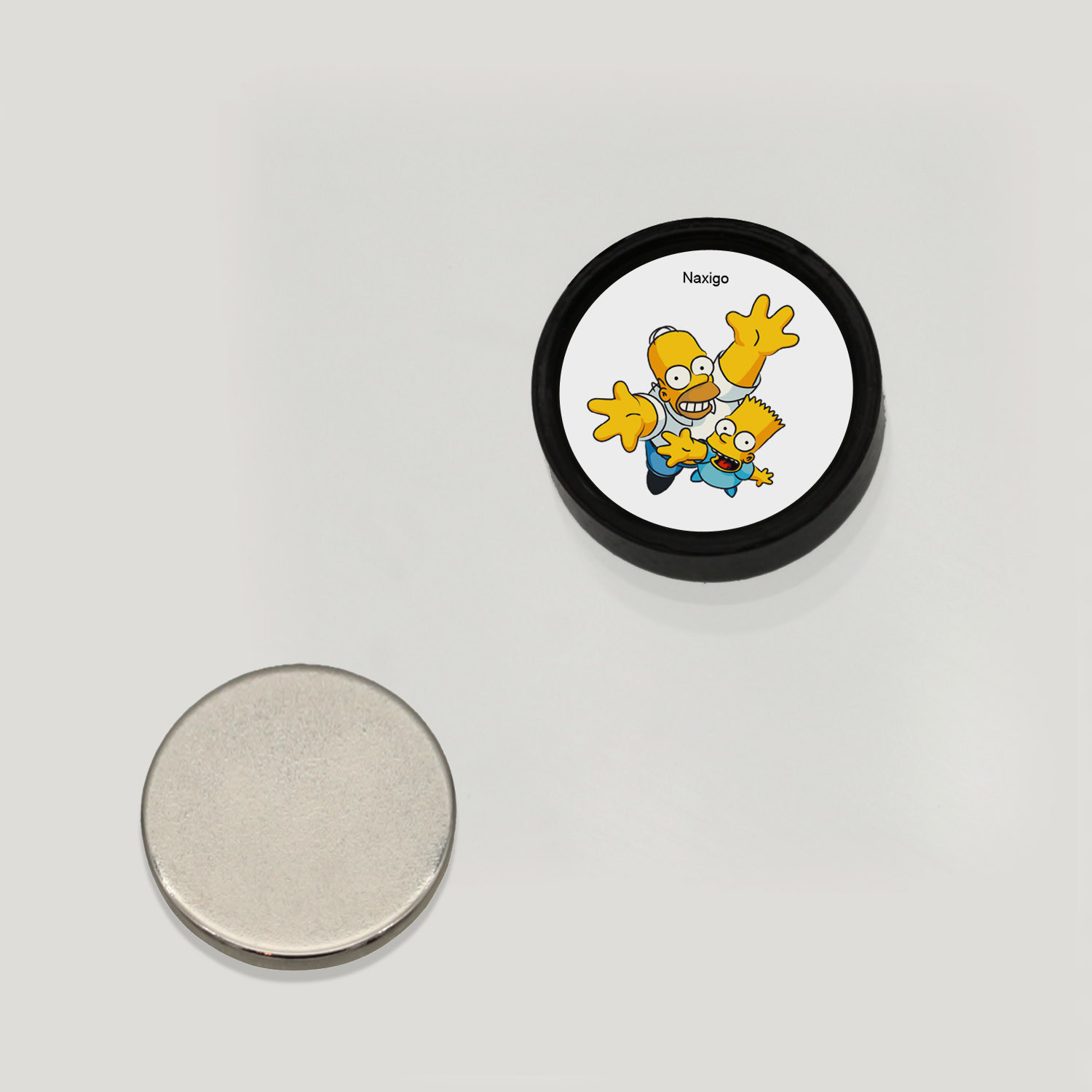 پیرسینگ گوش ناکسیگو مدل شب تاب طرح سیمپسون ها کد PM6490 پیرسینگ گوش ناکسیگو مدل شب تاب طرح سیمپسون ها کد PM6490