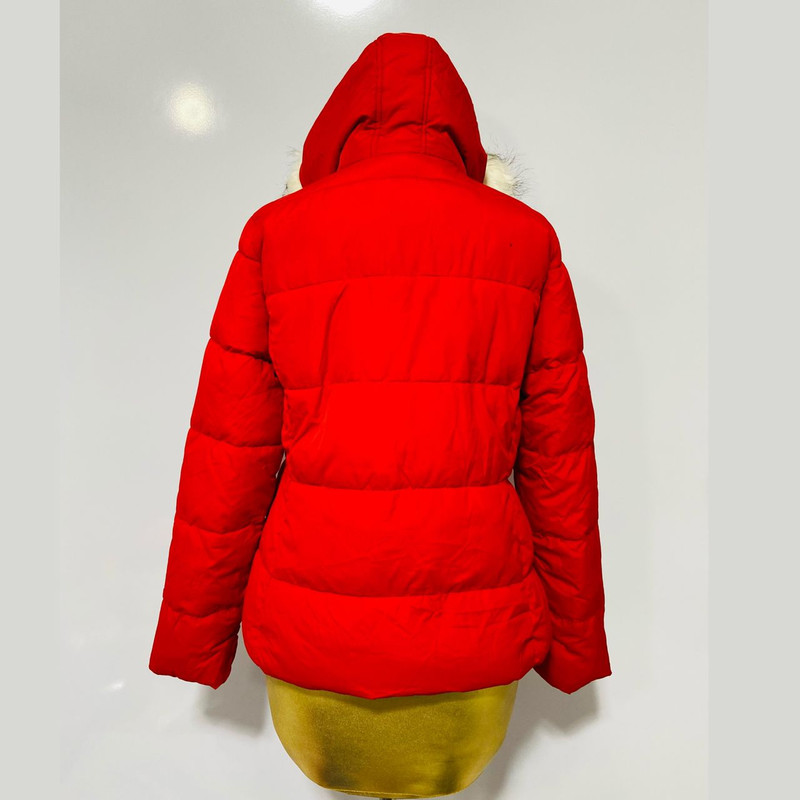 کاپشن زنانه جیمو، از جنس پلیاستر و پلی اکریلیک با طرح ساده و تنخوری آزاد، مدل M12600