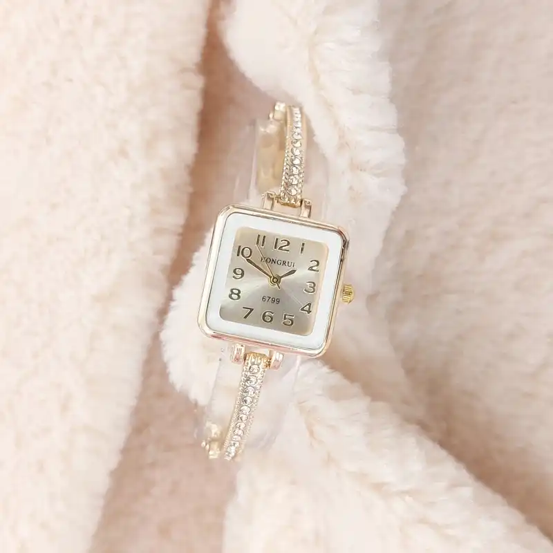 ساعت مچی عقربه ای زنانه مدل هانگروی مدل دستبندی ظریف نگین دار