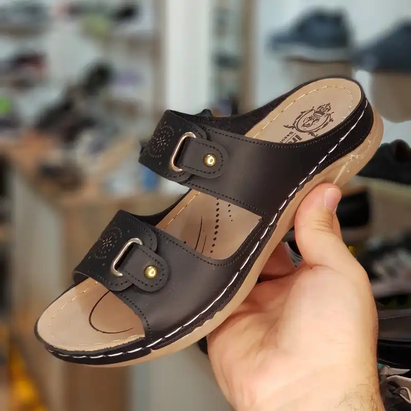 دمپایی زنانه مدل طبی کد 037 رنگ مشکی