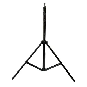 Madox L805 Tripod Light