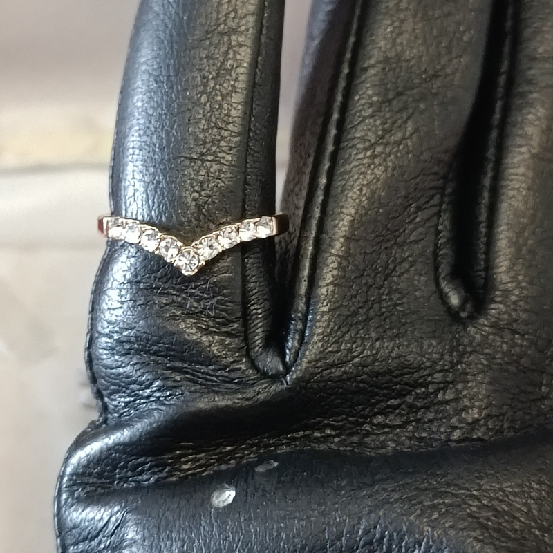 انگشتر زنانه مدل یونیک