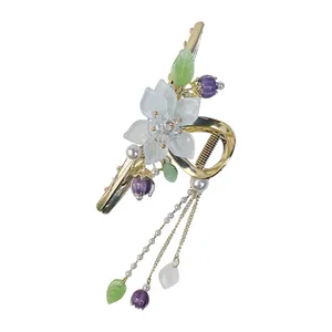 کلیپس مو زنانه مدل مجلسی مینا کاری گل آویز دار 1665