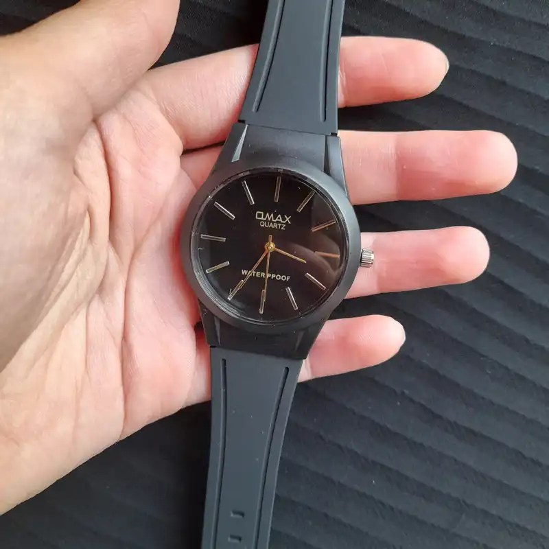 ساعت مچی عقربه ای اوماکس مدل qa01