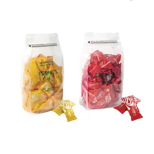  خرما شکلاتی قهوه و موزی با مغز بادام دلوکا - ۵۰۰ گرم بسته 2 عددی