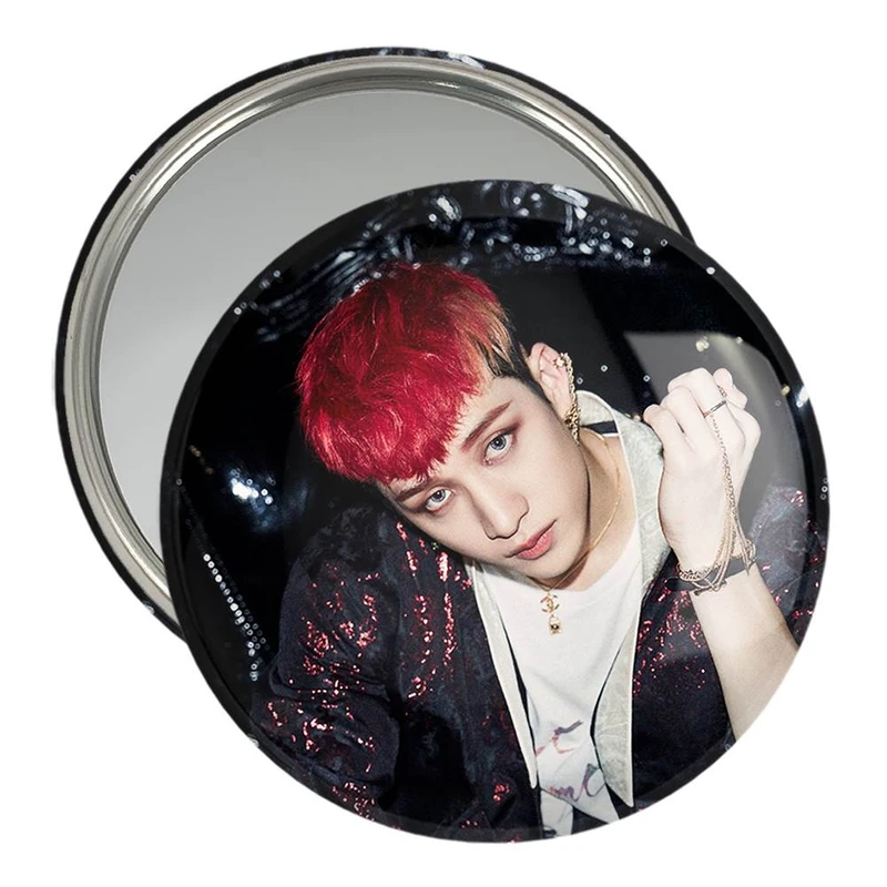آینه جیبی خندالو مدل بنگ چان گروه استری کیدز Stray Kids  کد 11857