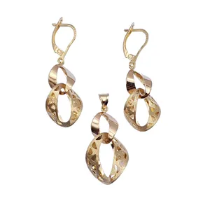 نیم ست طلا 18 عیار زنانه مدل 1EW883