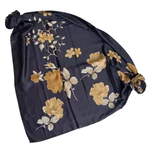 روسری زنانه مدل مجلسی گلدار طلاکوب کد 22