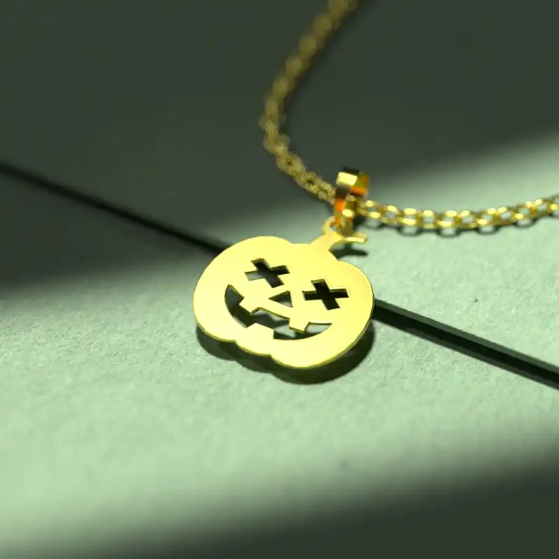 گردنبند طلا 18 عیار زنانه مدوپد مدل هالووین کد G3-1-1255