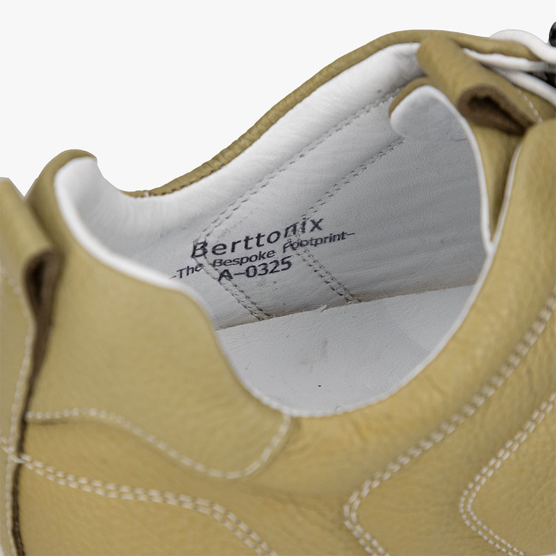 کفش طبی زنانه برتونیکس مدل 0325