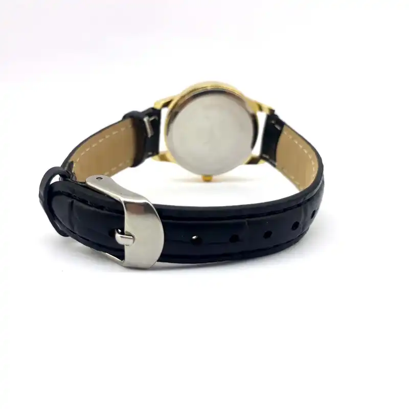 ساعت مچی عقربه‌ای مردانه والار مدل تاج کد 15