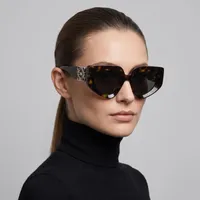 عینک آفتابی فرم خاص زنانه لووه مدل LW4U