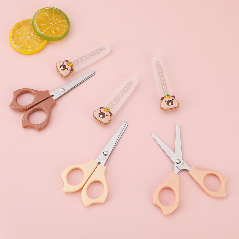 قیچی کاغذ غلاف دار شیف مدل capybara