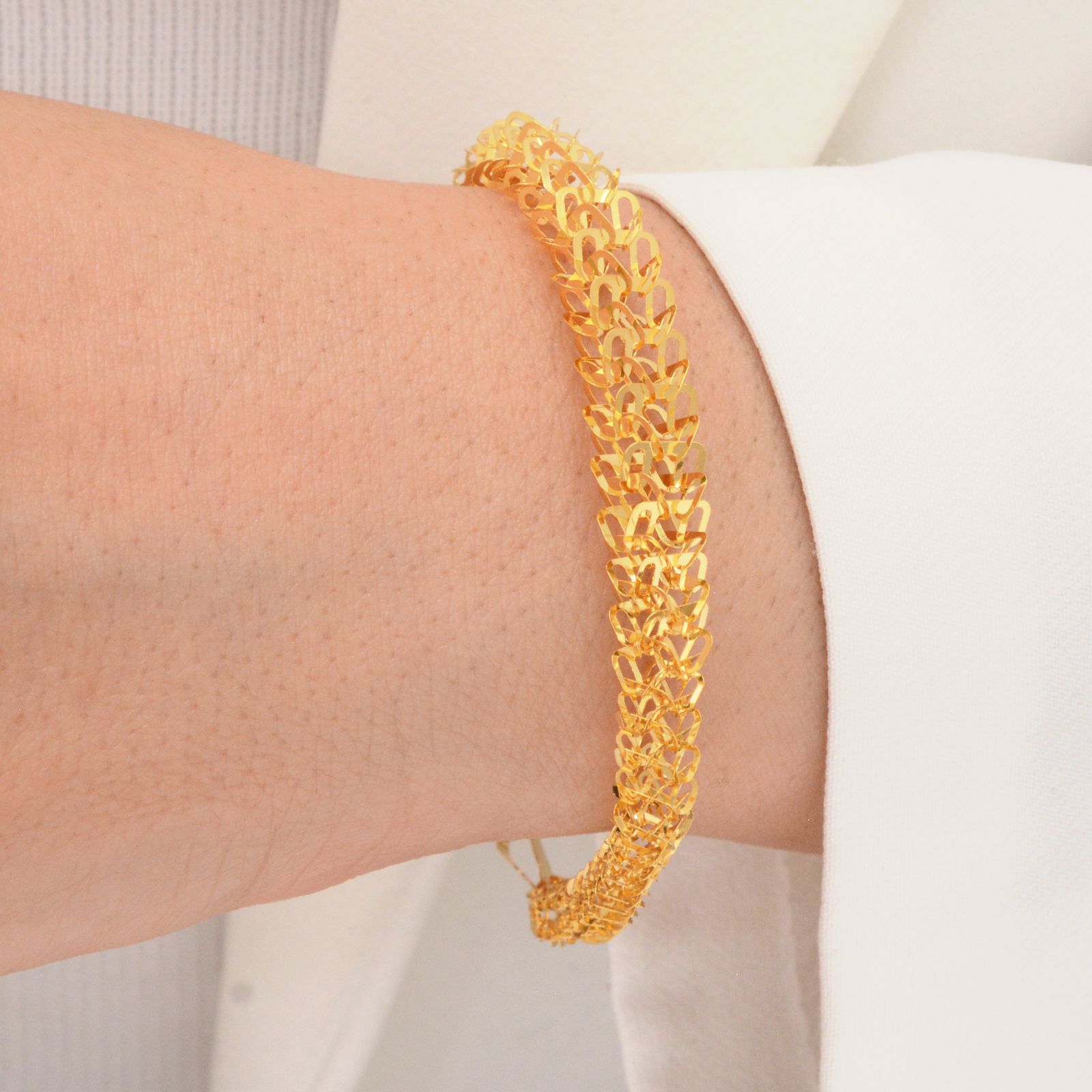 دستبند طلا 18 عیار زنانه طلای مستجابی مدل لیزر کات کد 3 -  - 2
