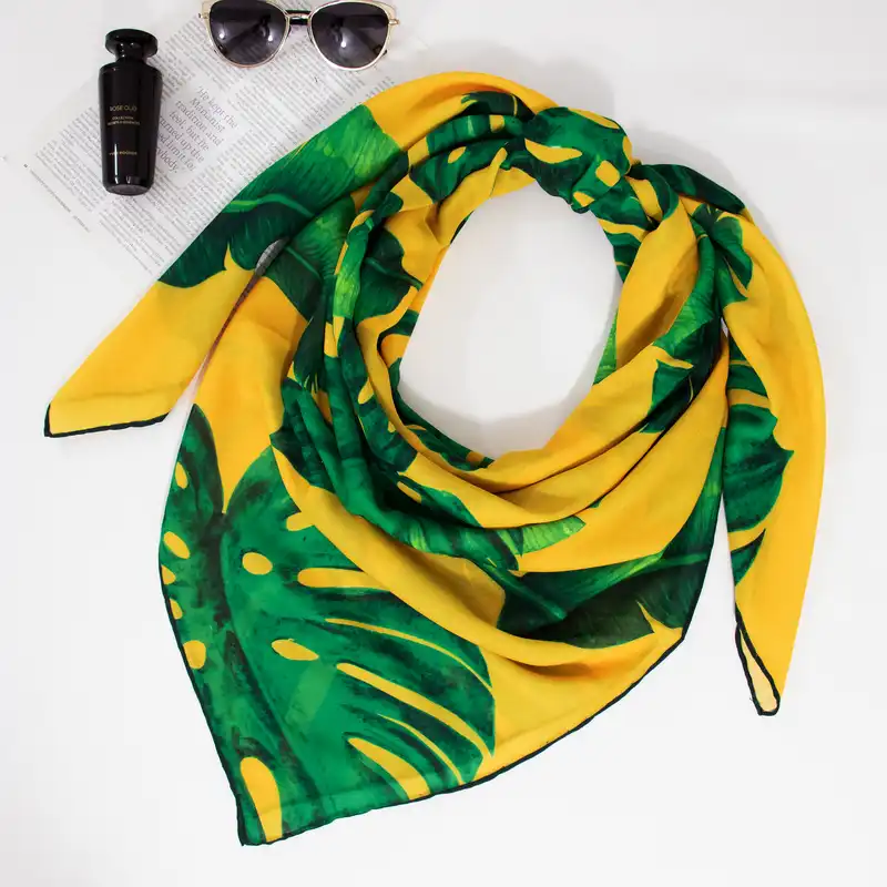 روسری زنانه مدل نخی تابستانه خنک قواره 140 طرح هاوایی کد ana-2111