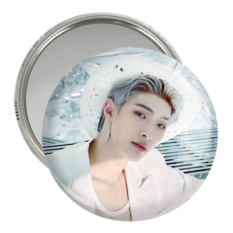 آینه جیبی خندالو مدل مینگی گروه ایتیز ATEEZ  کد 21253