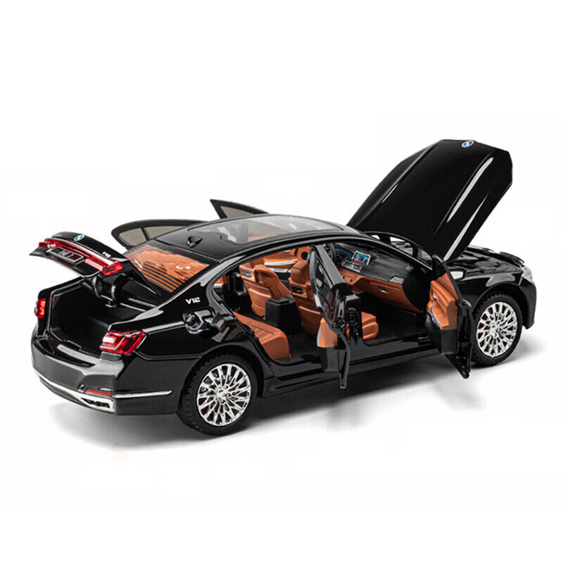 ماشین بازی مدل  BMW 760