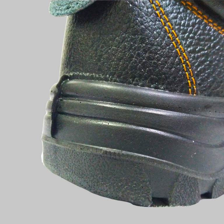 کفش ایمنی کد 68