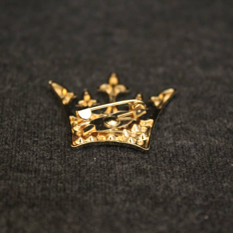 گل سینه زنانه کد Ki 8 گل سینه زنانه کد Ki 8