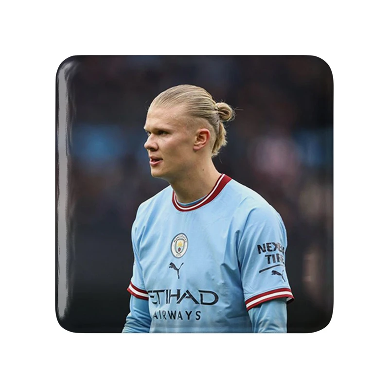 پیکسل خندالو طرح ارلینگ هالند (Erling Haaland) مدل مربعی کد 36377