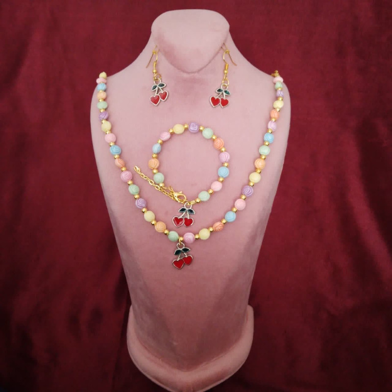 نیم ست دخترانه مدل گیلاس