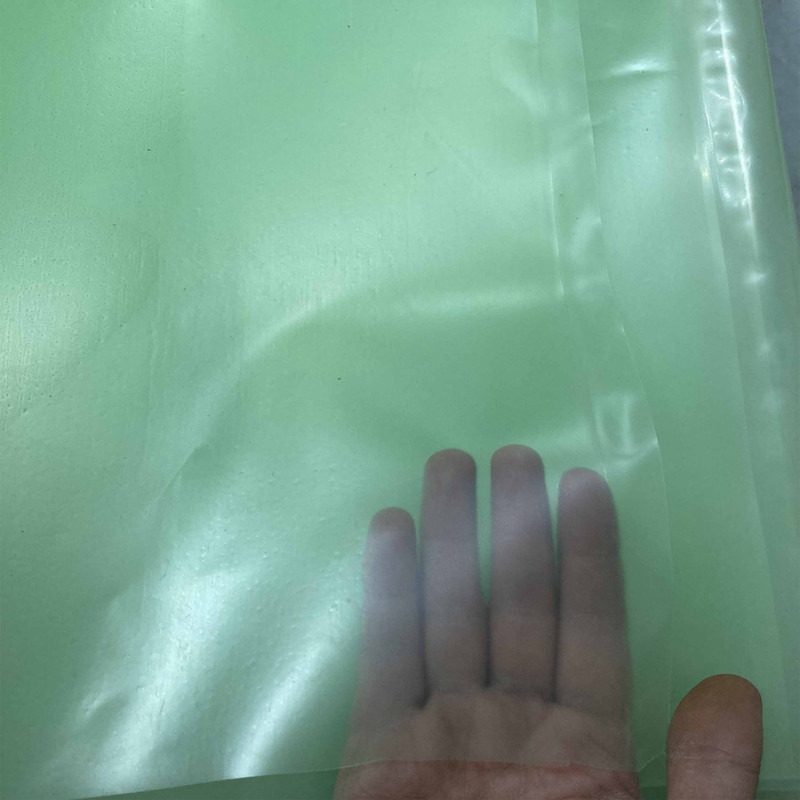 نایلون گلخانه مدل ضخیم 5 درصد ضدآفتاب کد8.4UV طول 8 متر