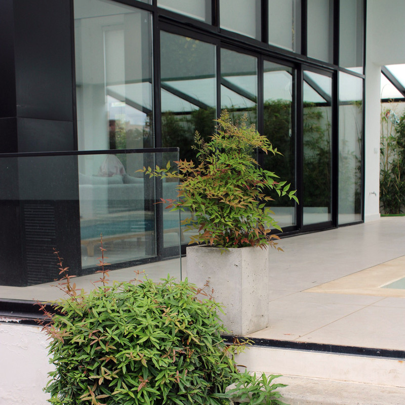 گلدان مدل بتن اکسپوز V40