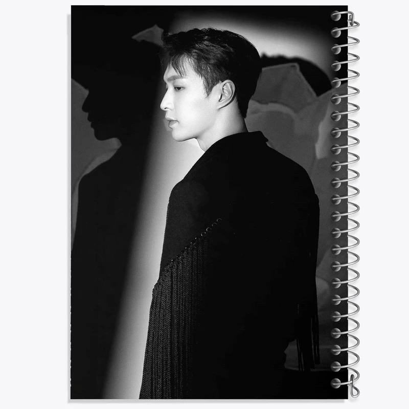 دفتر ژورنال نویسی 50 برگ خندالو مدل نقطه ای طرح لی گروه اکسو EXO کد 16849