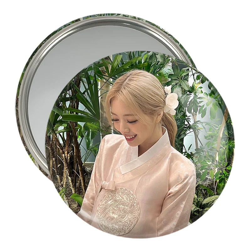 آینه جیبی خندالو مدل یونا گروه ایتزی ITZY  کد 20217