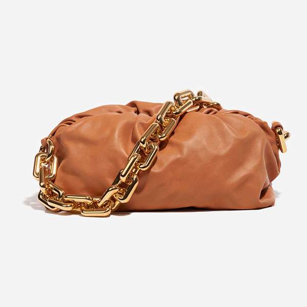 کیف دستی زنانه بوتگا ونتا مدل Chain Pouch Calf Teak