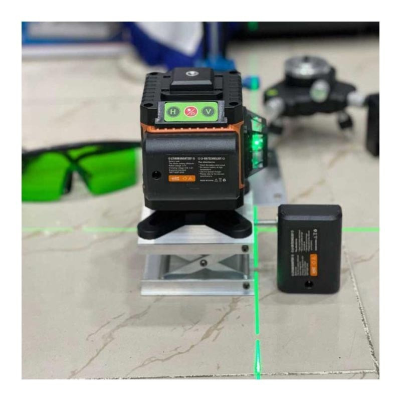 تراز لیزری زوبر مدل KLL-G12-TD تراز لیزری زوبر مدل KLL-G12-TD