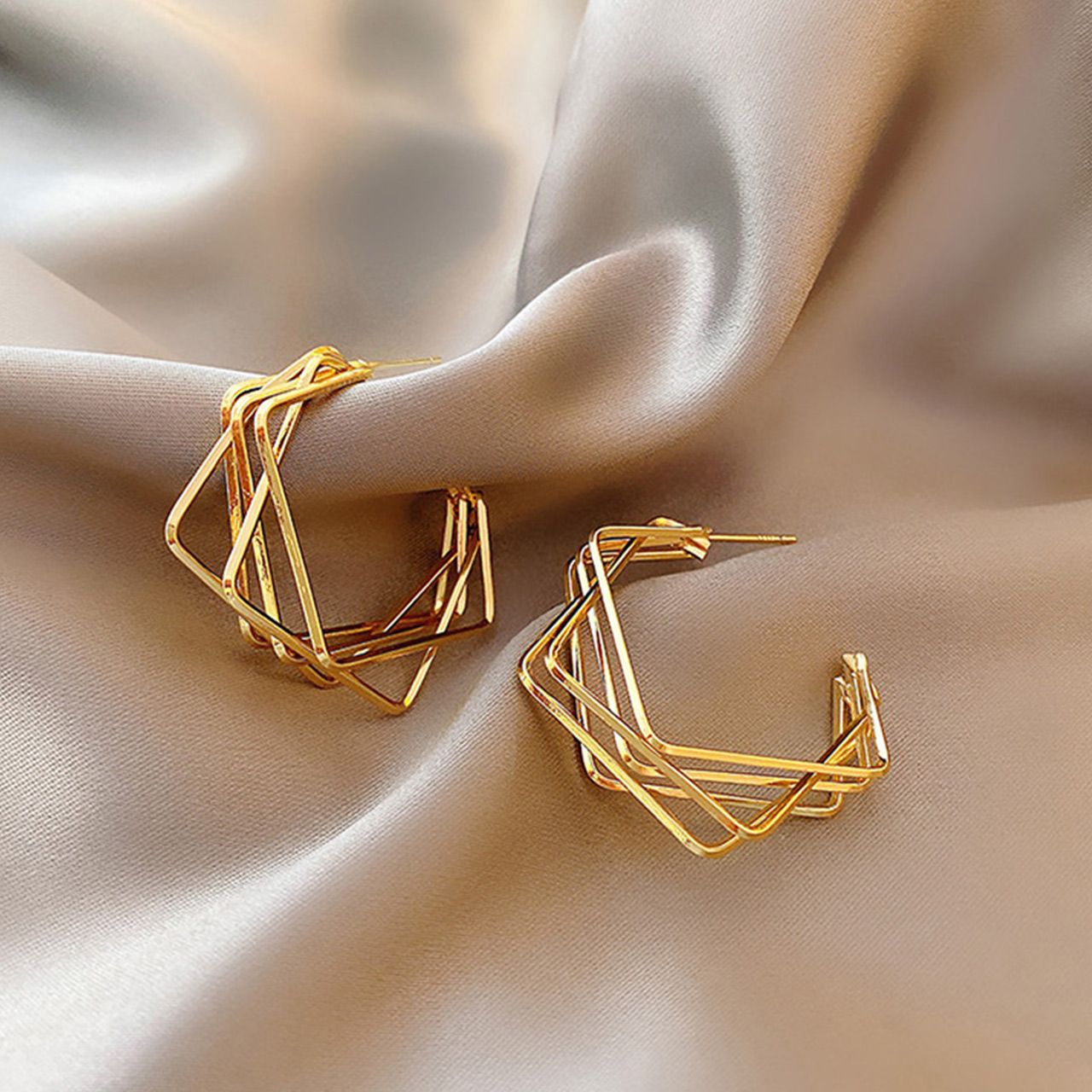 گوشواره زنانه روکسی مدل حلقه ای کد 4669-1 -  - 4