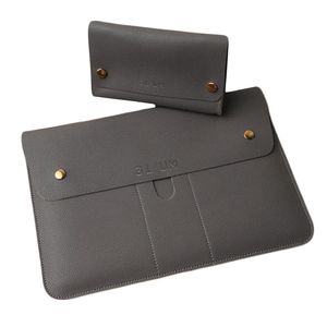 نقد و بررسی کاور لپ تاپ تری لیوم مدل Ajio مناسب برای لپ تاپ 17 اینچی به همراه کیف لوازم جانبی توسط خریداران