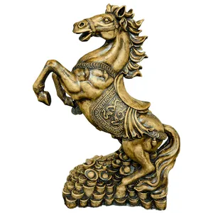 مجسمه مدل اسب ایستاده