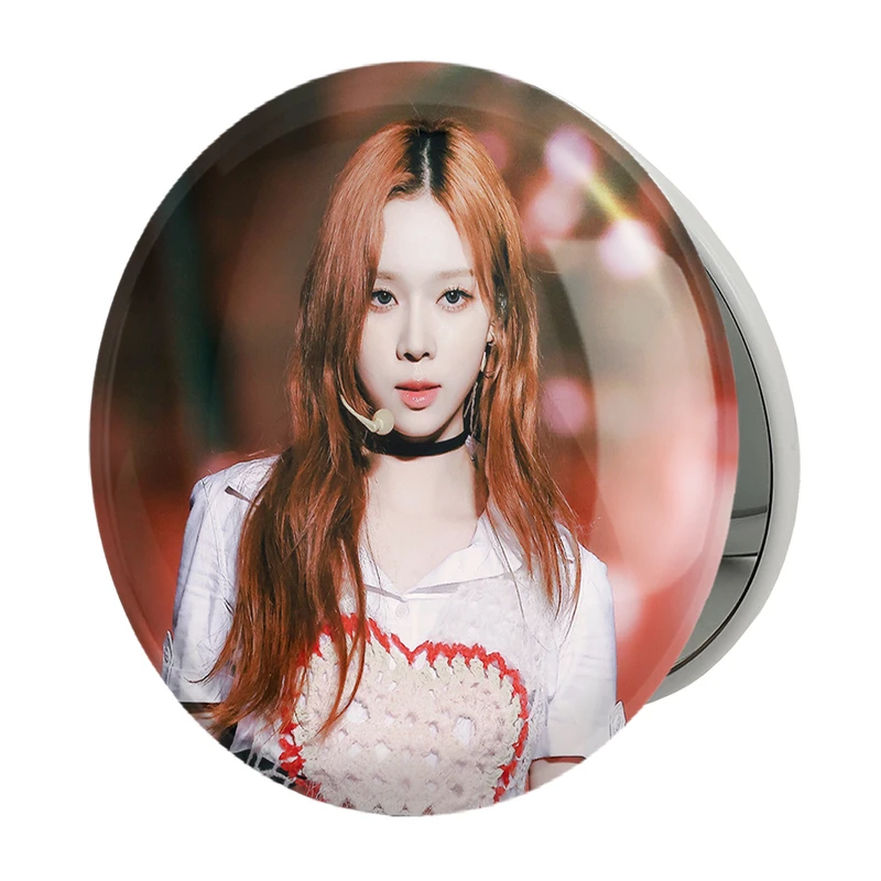 آینه جیبی خندالو طرح وینتر گروه آسپا Aespa مدل تاشو کد 19737 