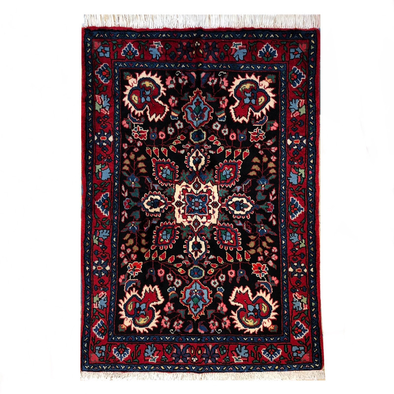 فرش دستبافت ۱.۵ متری مدل نهاوند زمینه مشکی